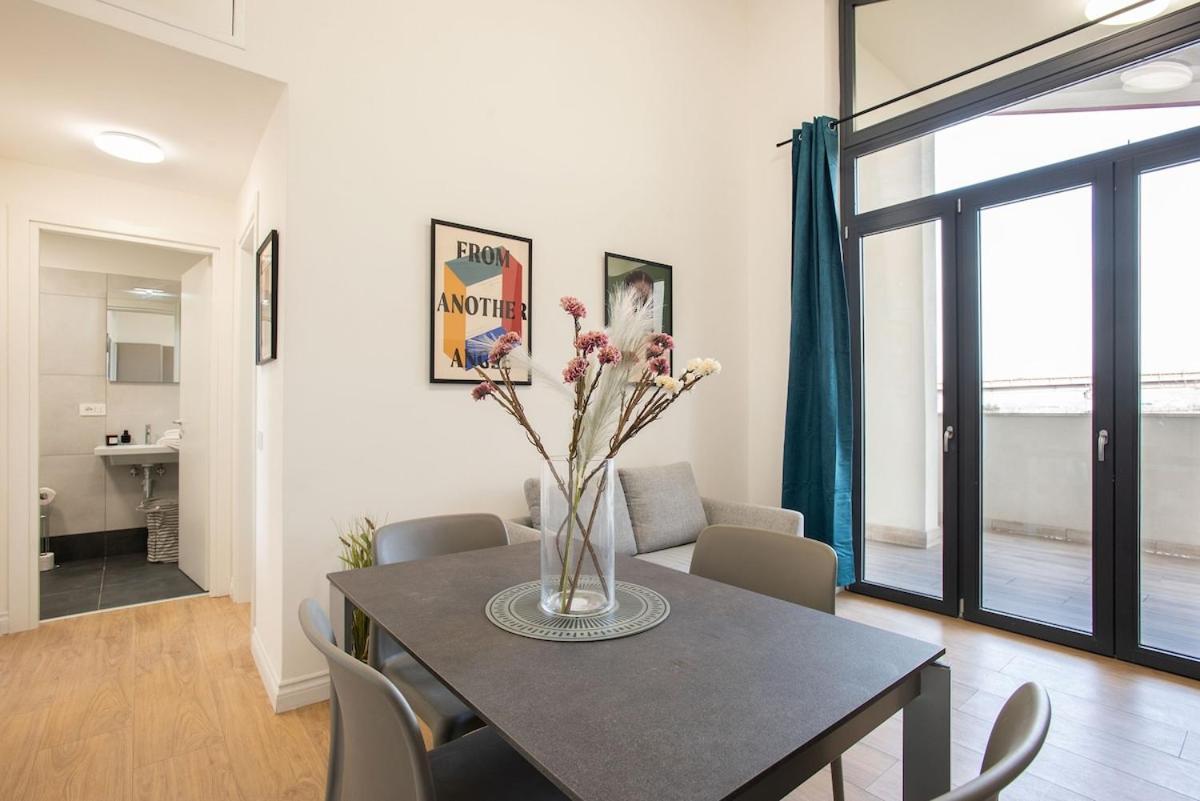 Apartment Urban Oasis With Balcony And Free Private Parking *