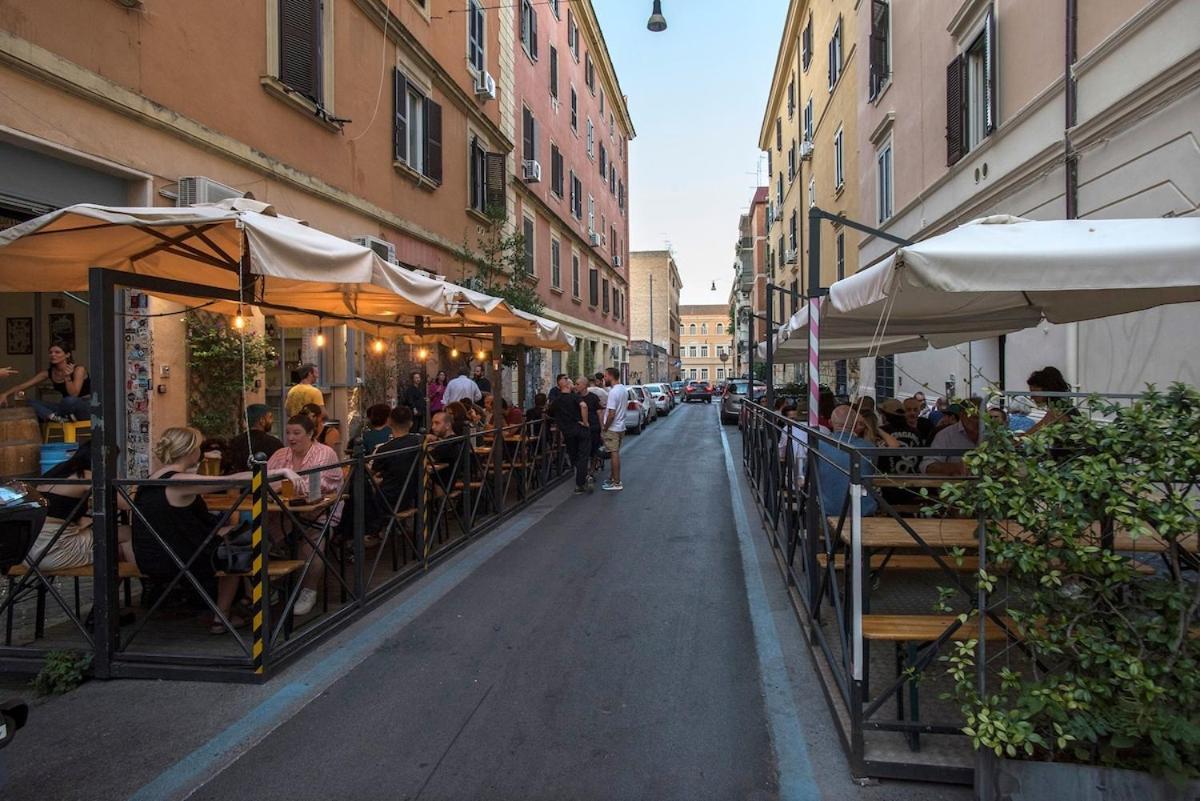 Apartment Urban Oasis With Balcony And Free Private Parking